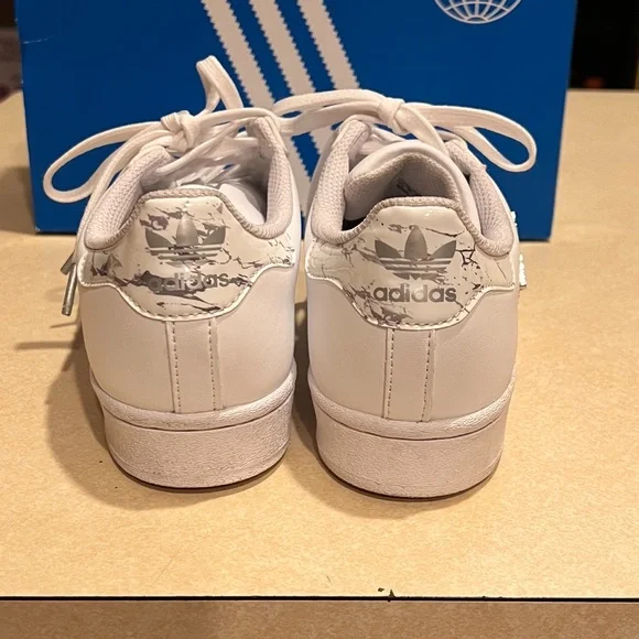 Adidas Superstar J - Picture 4 of 5